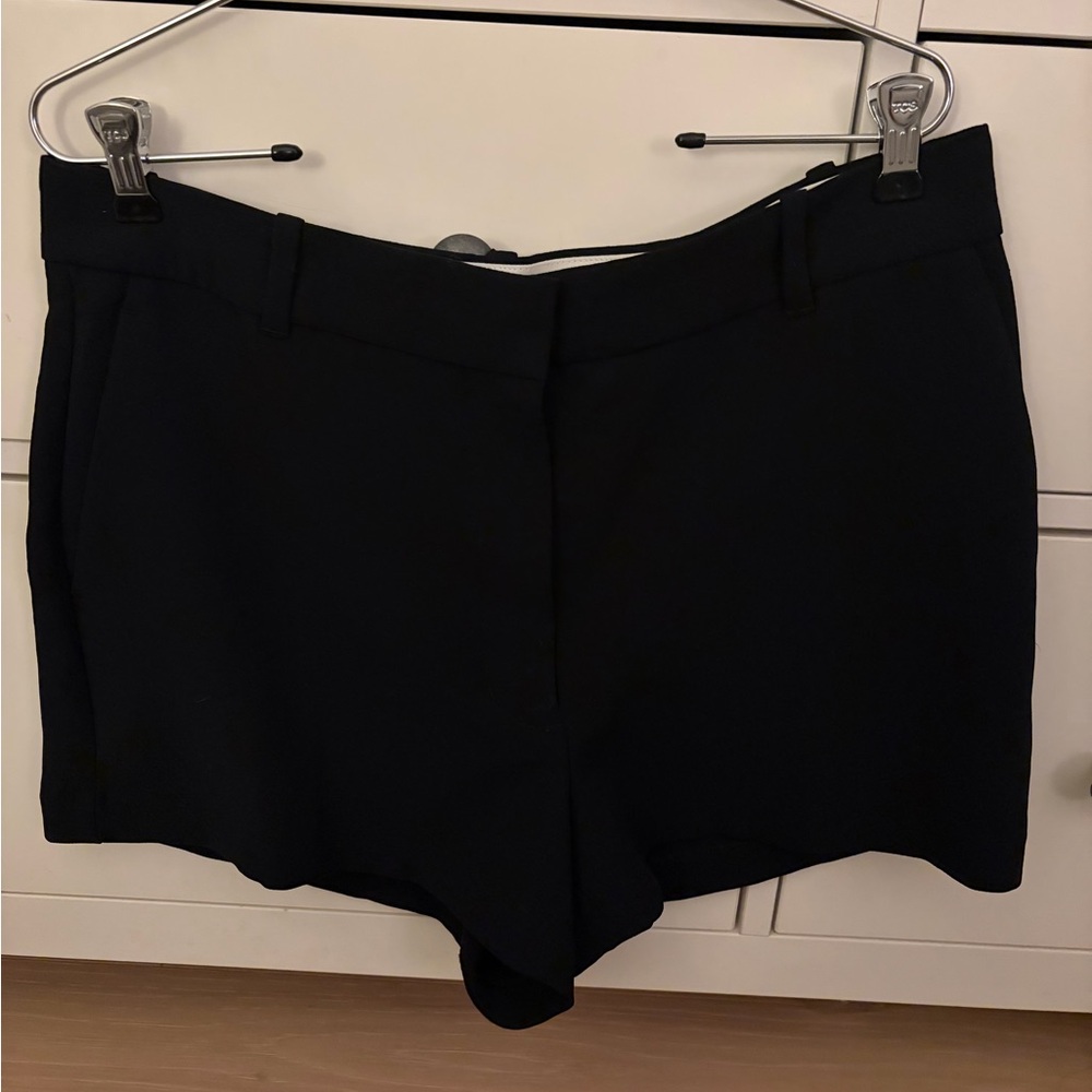NWOT Aritzia High Waist Black Shorts - Picture 9 of 11